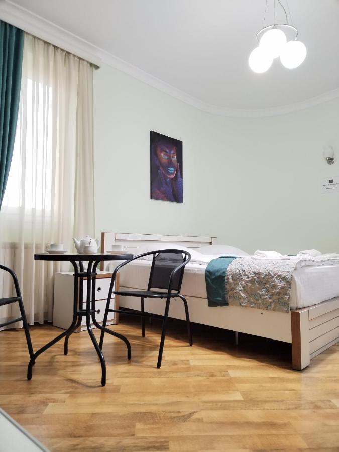 טביליסי Hotel Blissdom מראה חיצוני תמונה